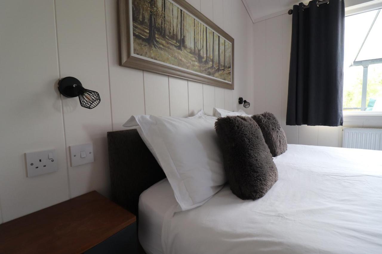 Balquhidder Braes Holiday Park Lodges, Mostly With Hot Tubs And Pet Friendly, Ev Facilities Лохернхед Экстерьер фото